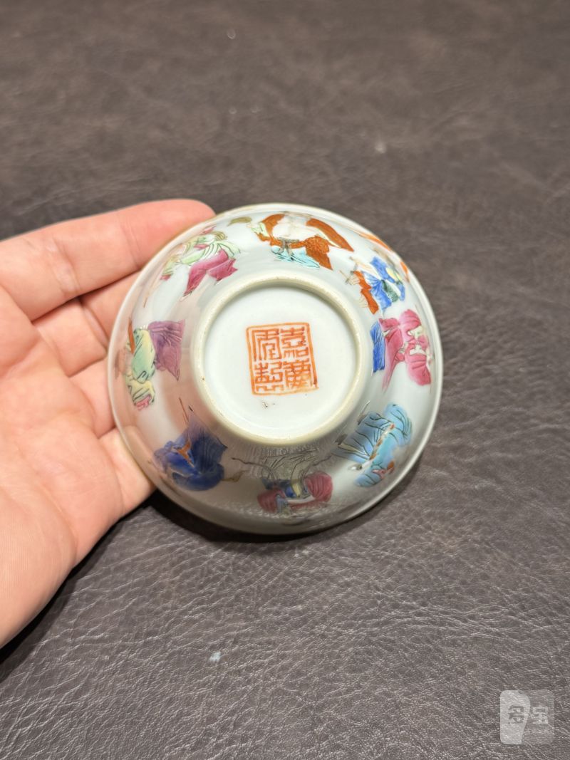 清嘉庆 粉彩八仙图折腰茶圆 - 图8